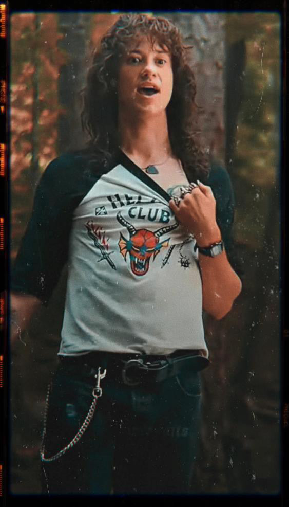 Eddie Guitar Pick - Acrylic Necklace ST