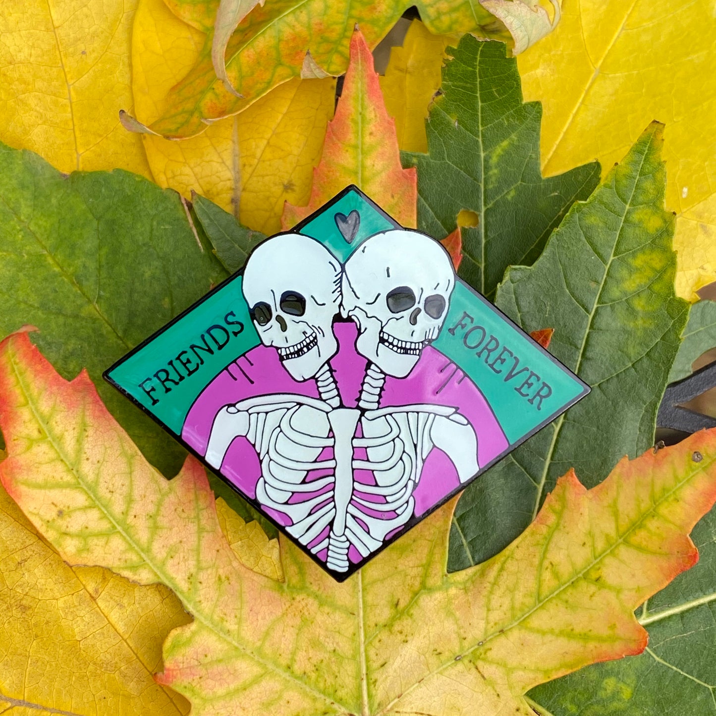Friends Forever - Party Variant - Spooky Halloween Skeleton Enamel Pin