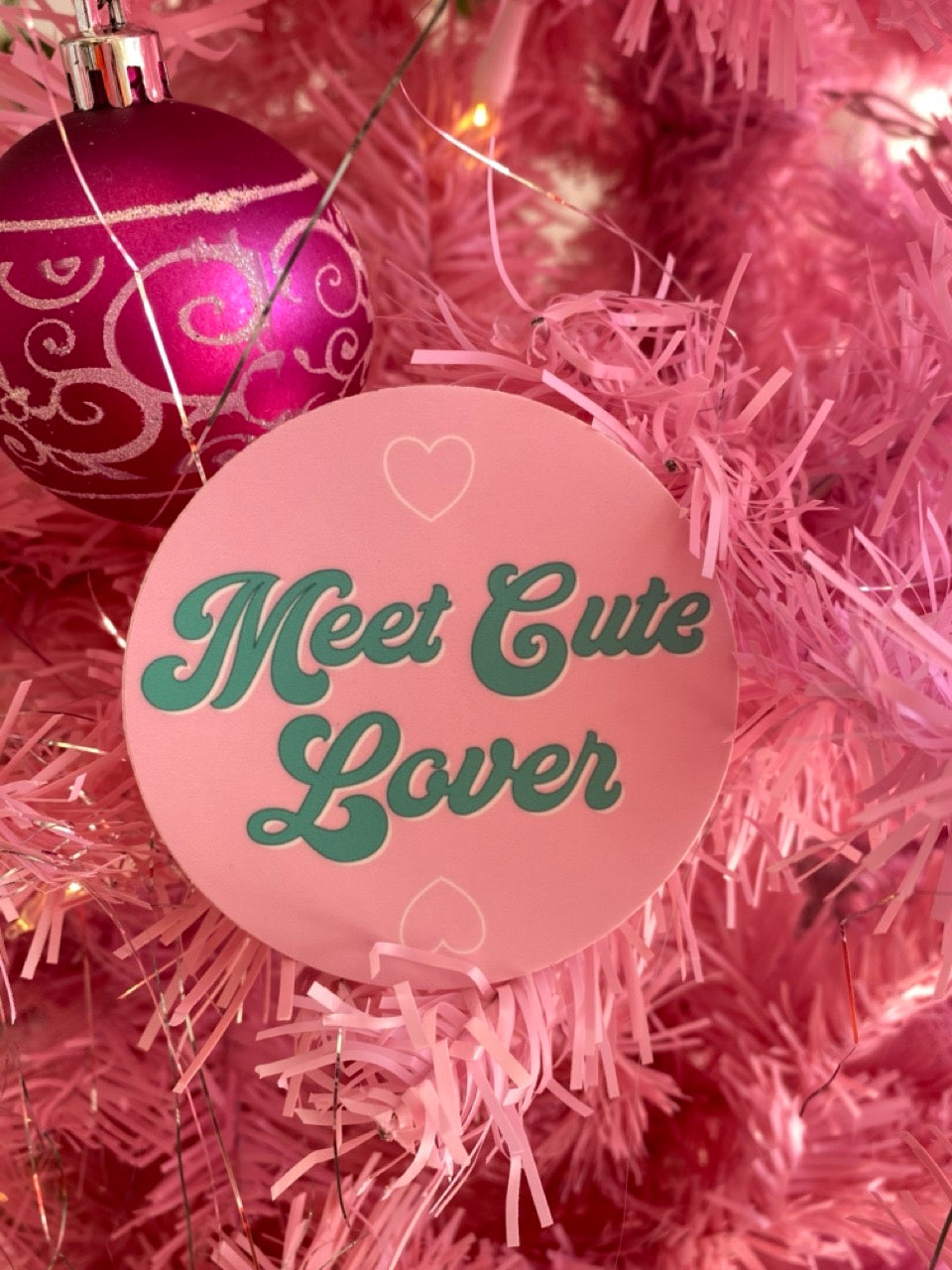 Meet Cute Lover - 3" Round Vinyl Sticker