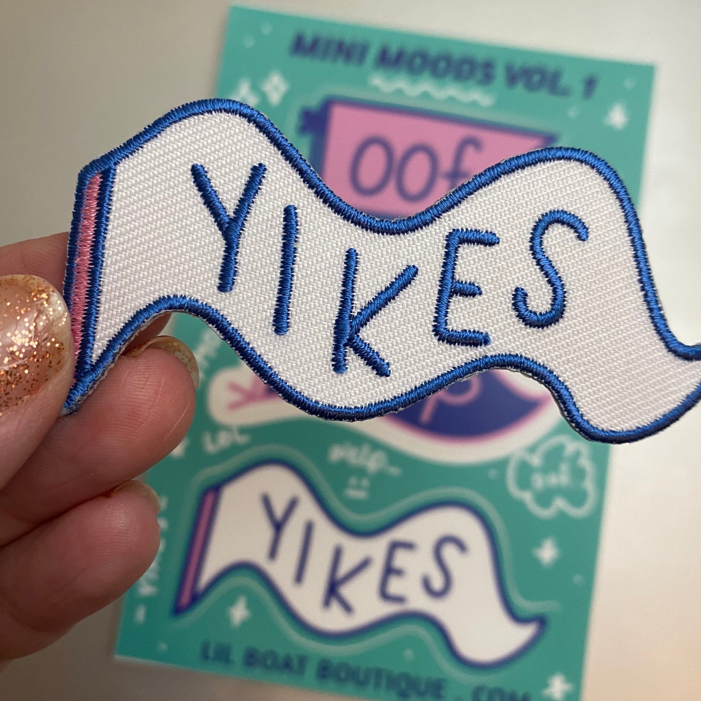 Yikes pennant - Embroidered Patch - Mini Moods Vol. 1